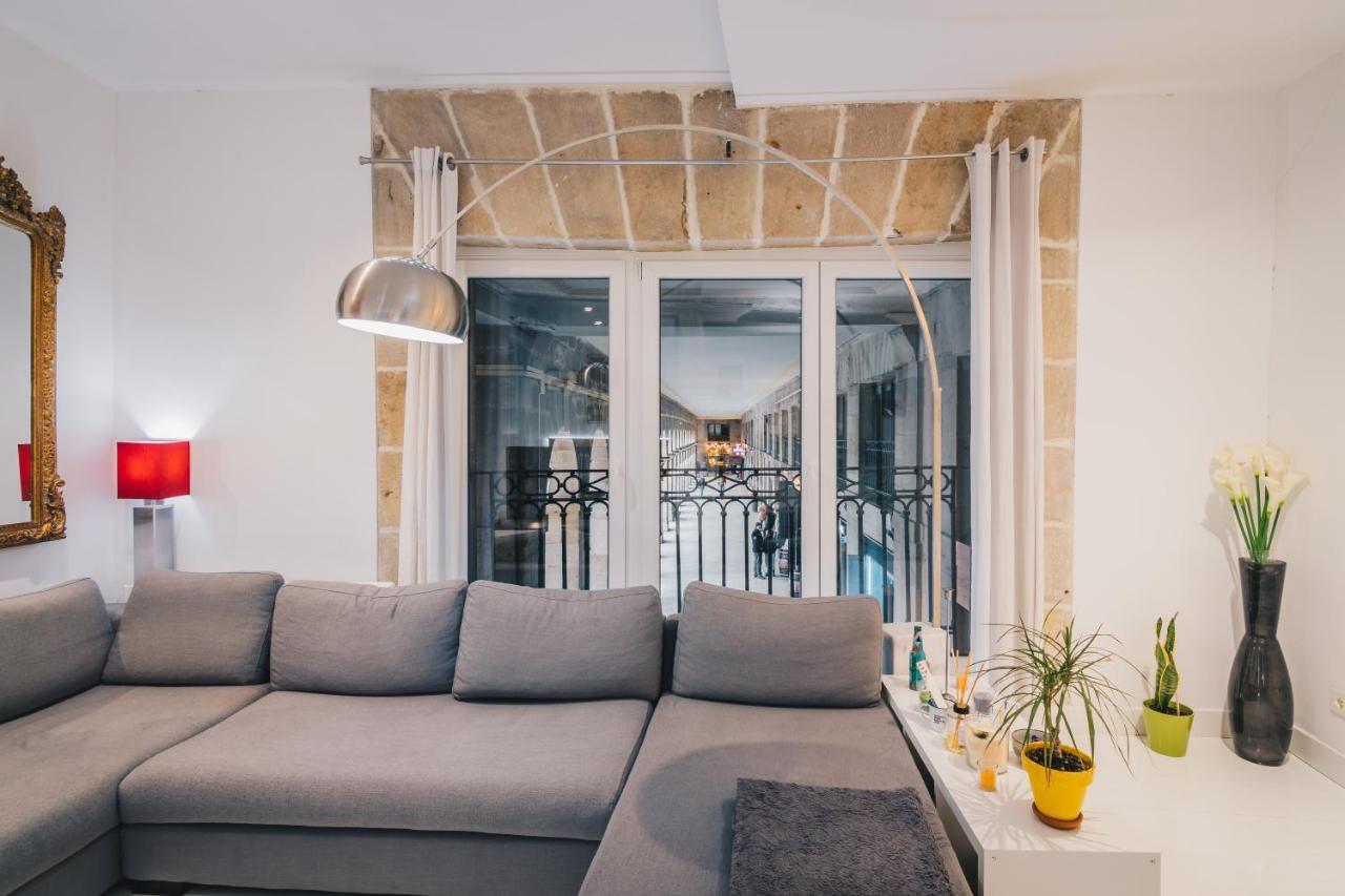 Plaza Nueva Apartment By People Rentals ビルバオ エクステリア 写真